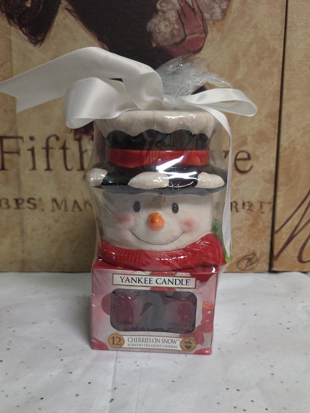 Yankee Candle White Snowman Tealight Holder with Red Scarf
